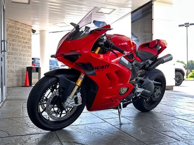 2023 Ducati Panigale Base