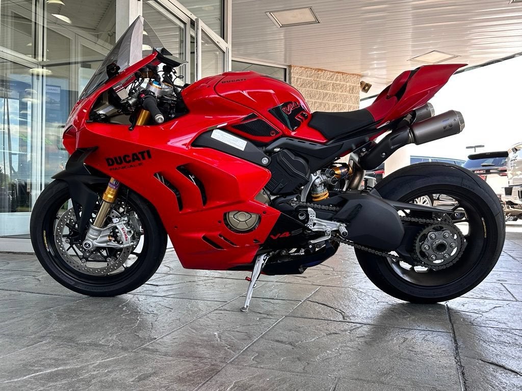 2023 Ducati Panigale Base