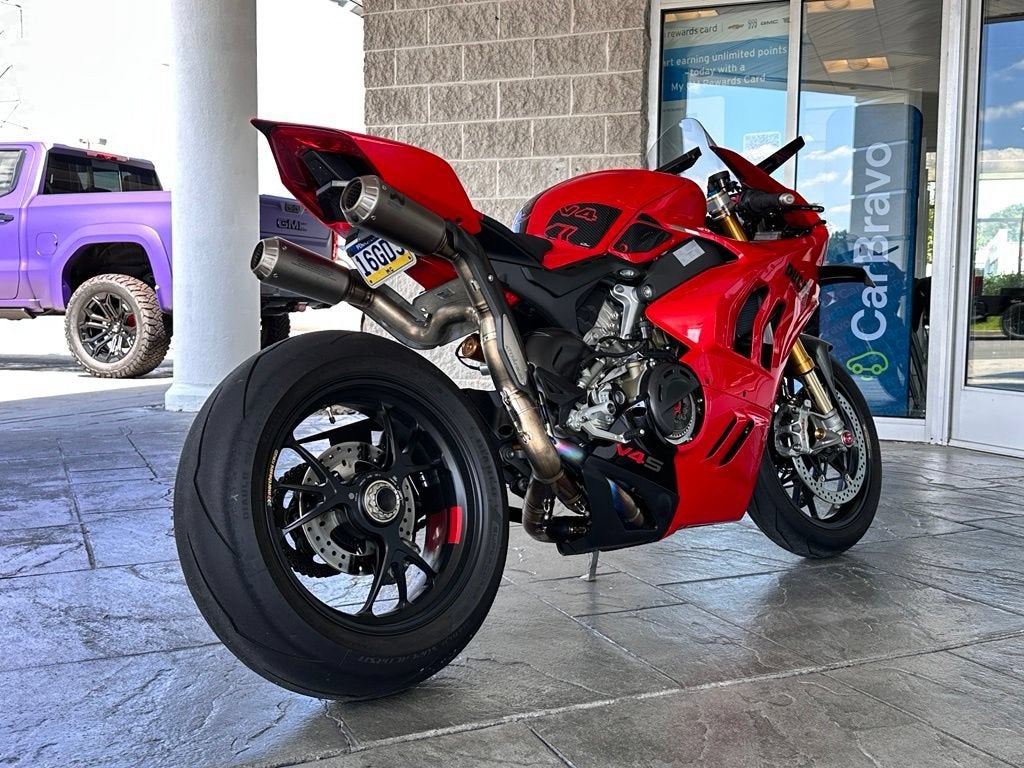 2023 Ducati Panigale Base